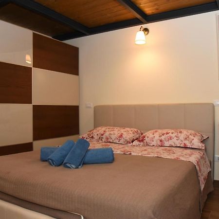 Casa Masuccio Apartment Salerno Ngoại thất bức ảnh